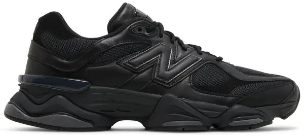 New Balance 9060 Triple Black Leather sneaker U9060NRI Laterale