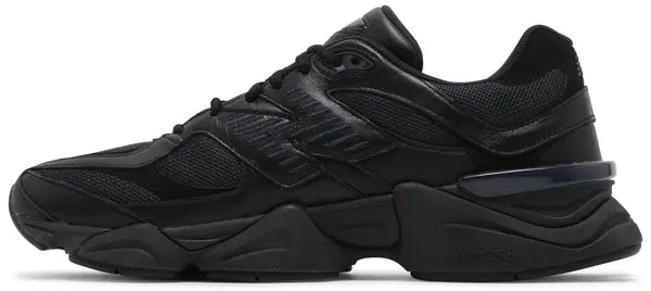 New Balance 9060 Triple Black Leather sneaker U9060NRI Laterale1