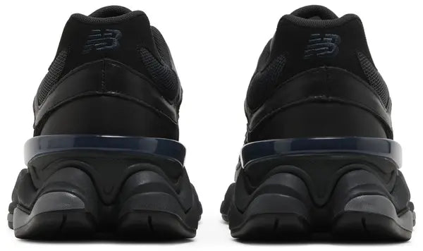 New Balance 9060 Triple Black Leather sneaker U9060NRI Retro