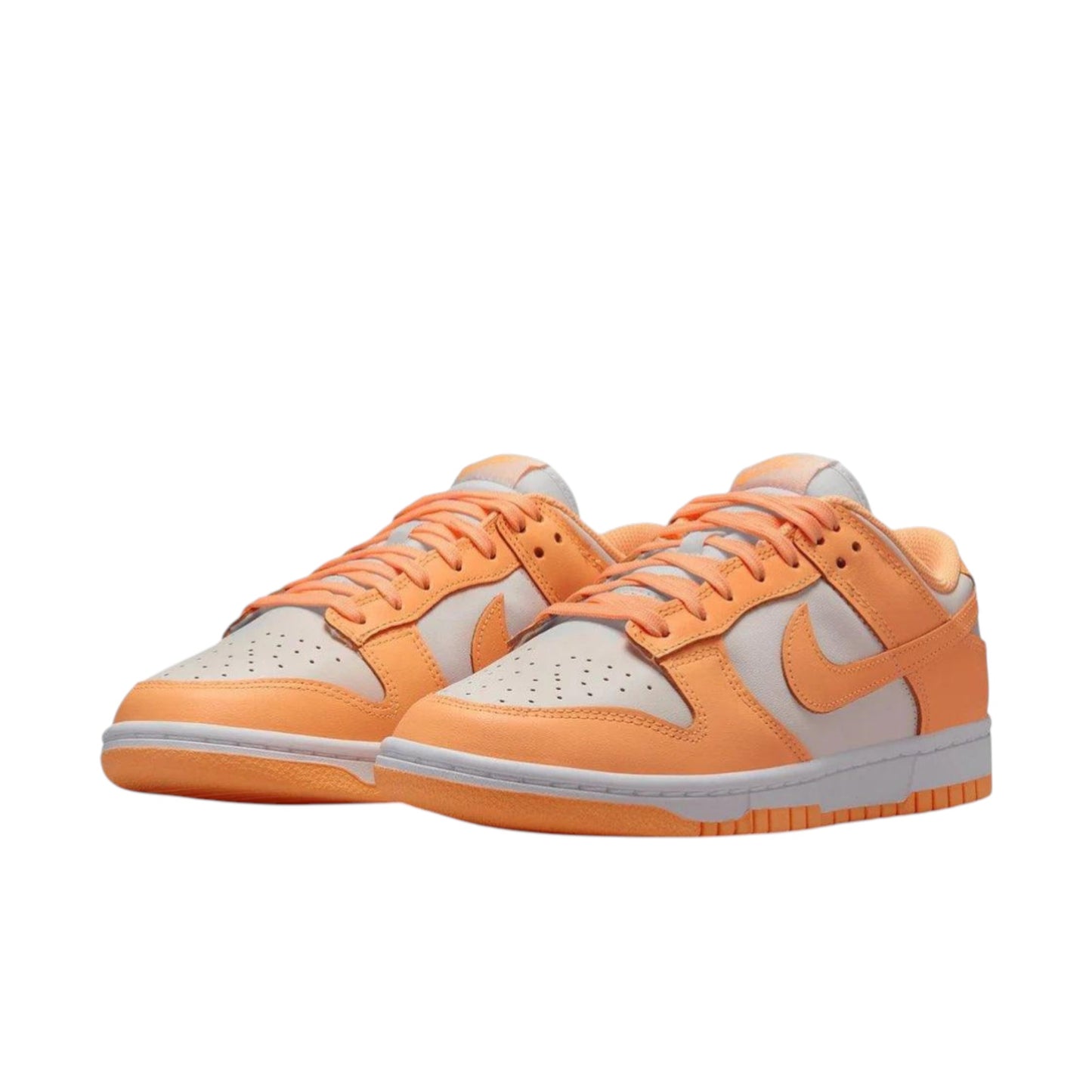 Nike Womens Dunk Low Peach Cream sneaker DD1503-801 Obliqua