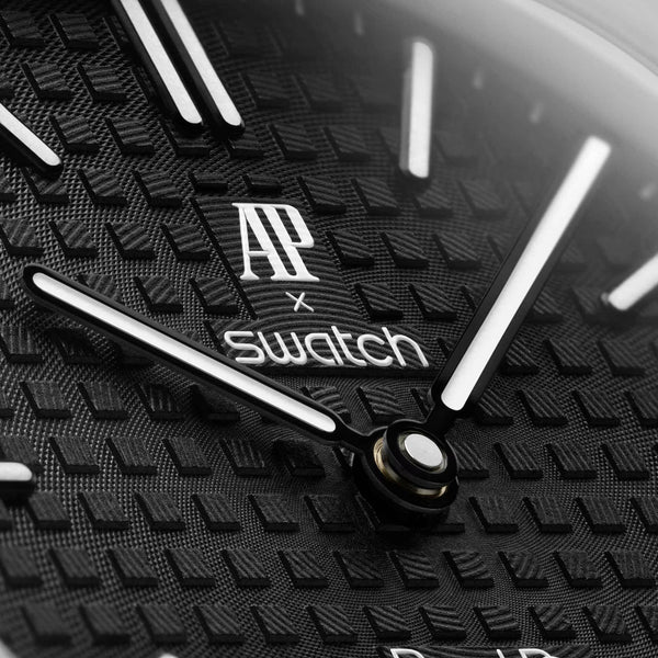 Swatch x Audemars Piguet Bioceramic Royal Oak Pop Ocho Negro Black watch SSX03W101N Dettaglio