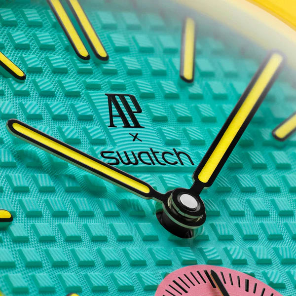 Swatch x Audemars Piguet Bioceramic Royal Pop Savonnette OTG Roz watch SSX03R100N Dettaglio